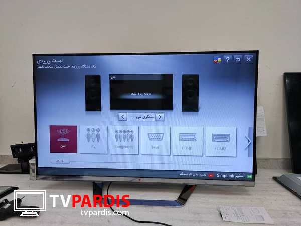 نوار عمودی منظم در تصویر تلویزیون  55lm86000